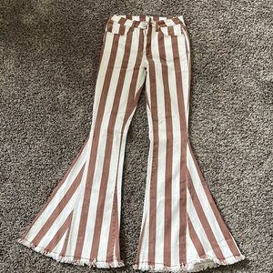 Flare strip jeans